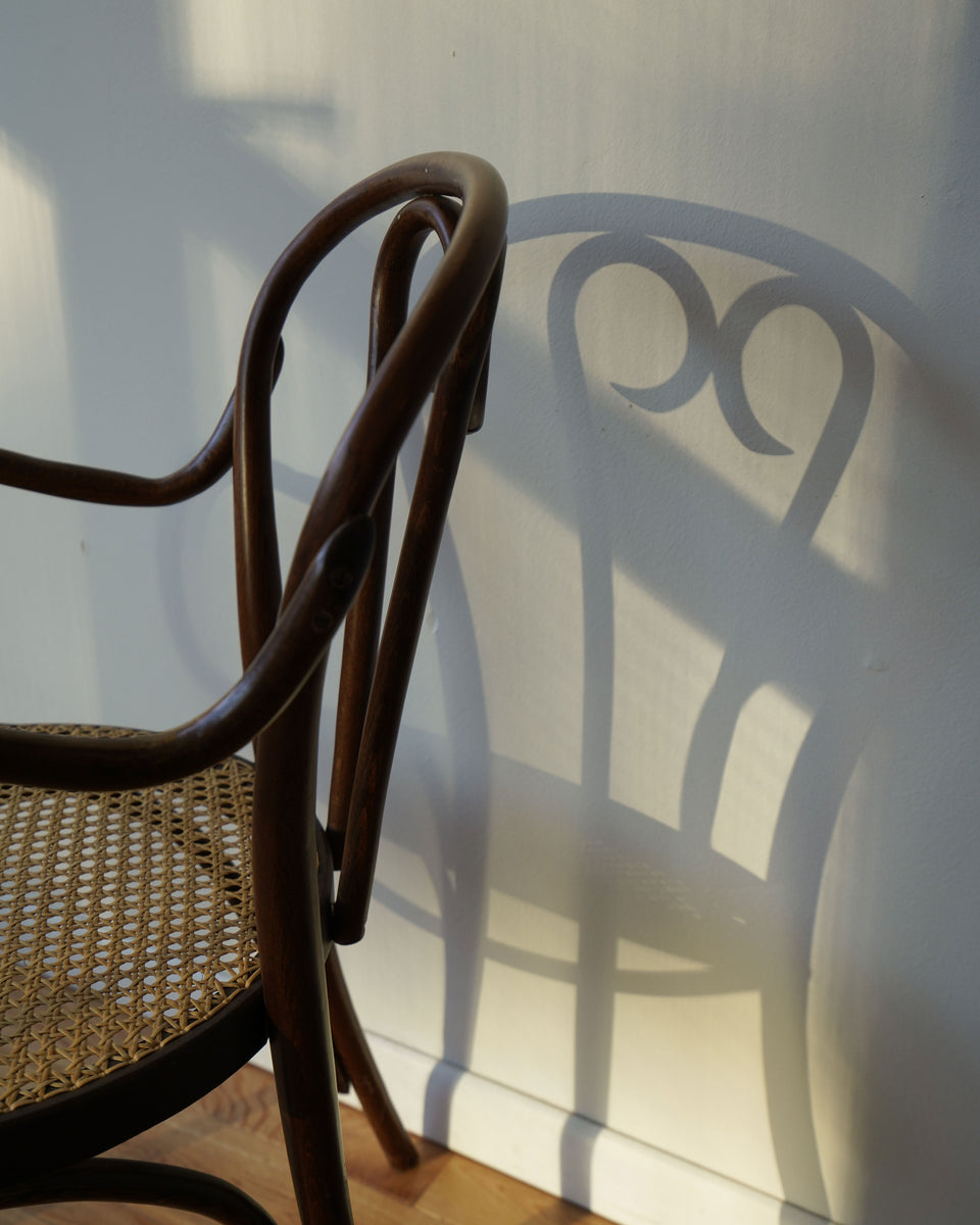 Thonet Sweetheart 16 Chairs – Long Weekend