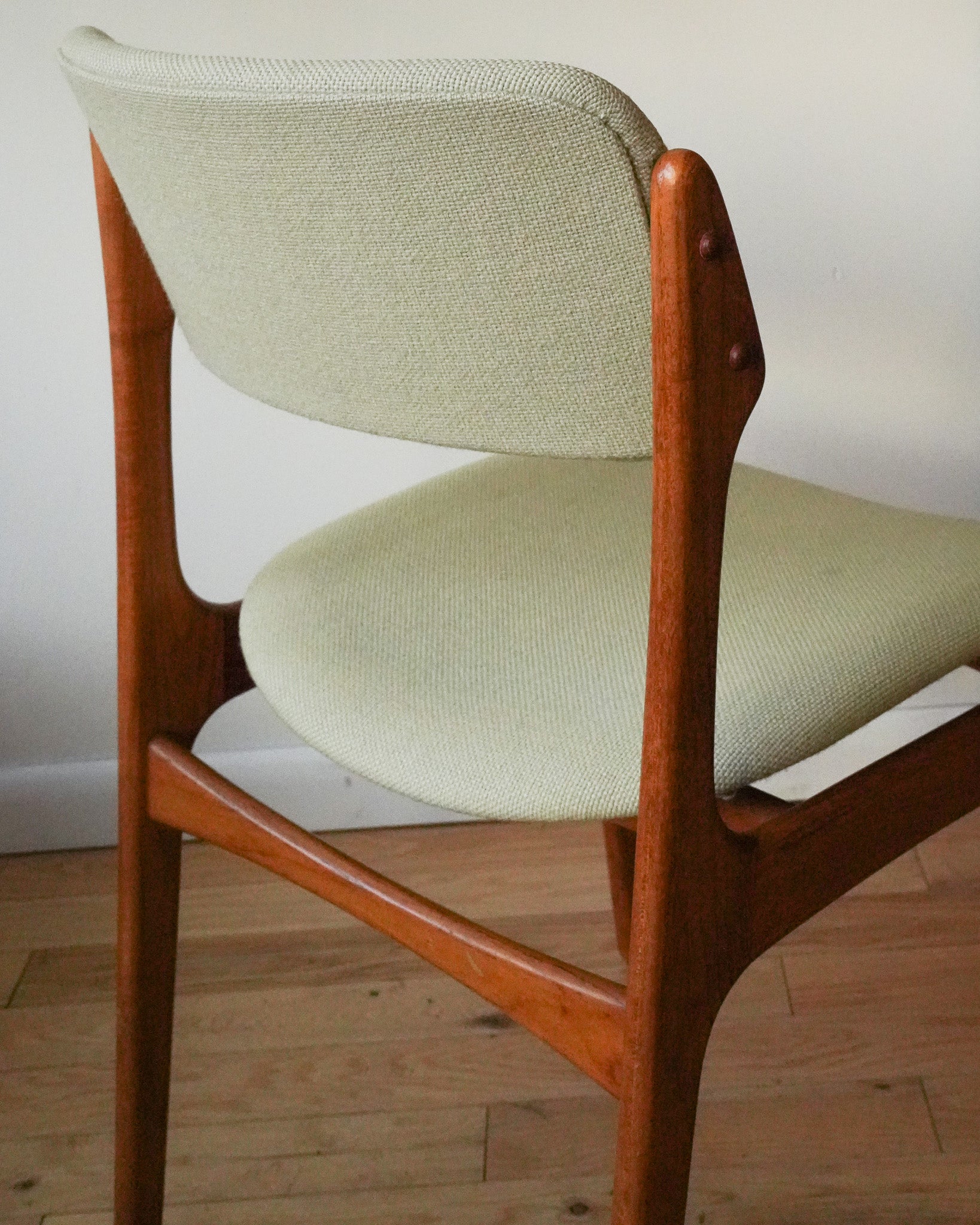 Erik Buch Model 49 & Model 50 Dining Chair Set of 7