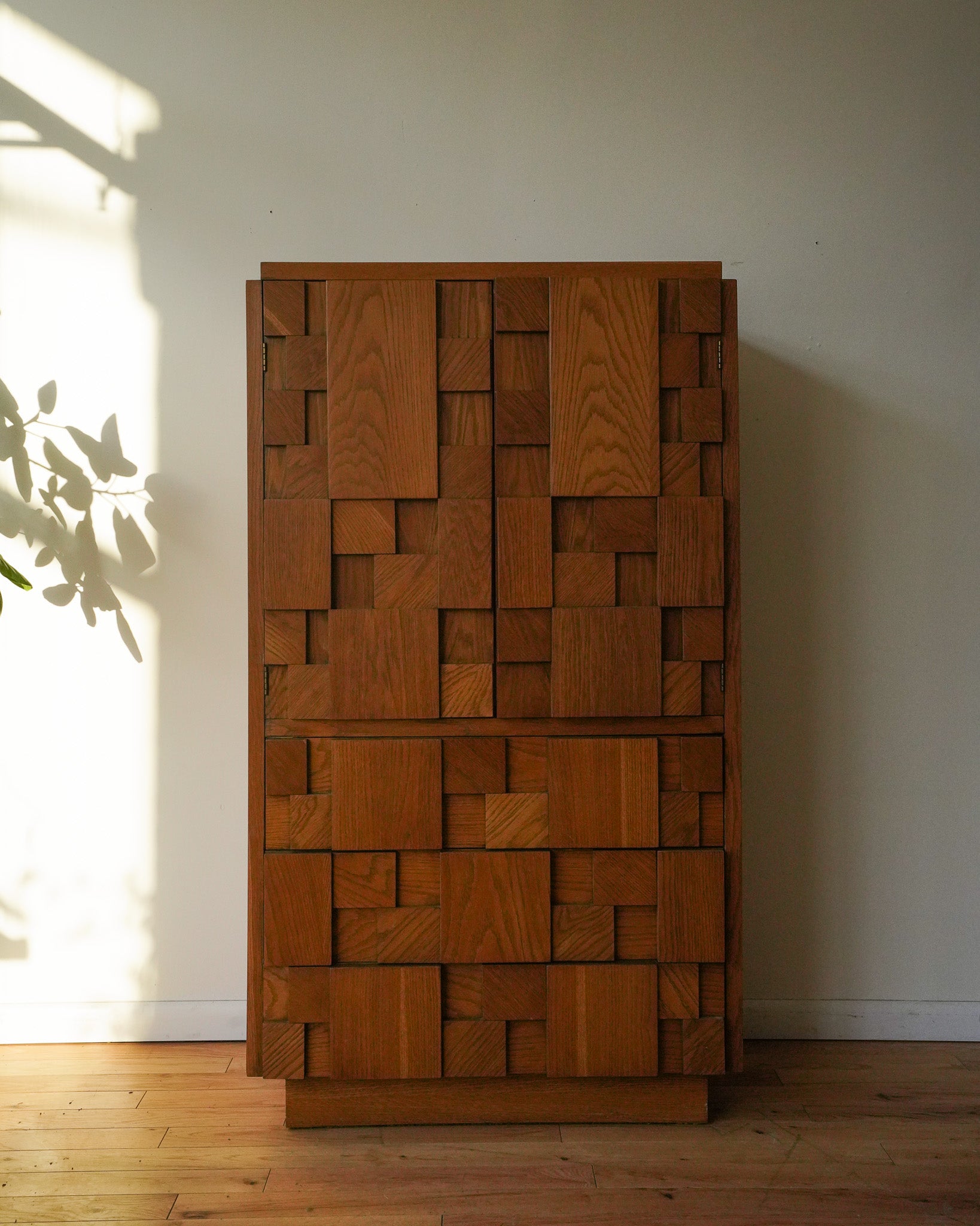 Lane Staccato Gentleman's Chest