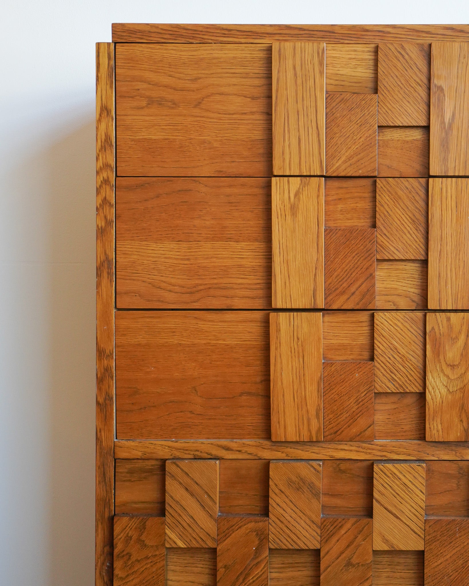Lane Staccato 5-Drawer Highboy Dresser