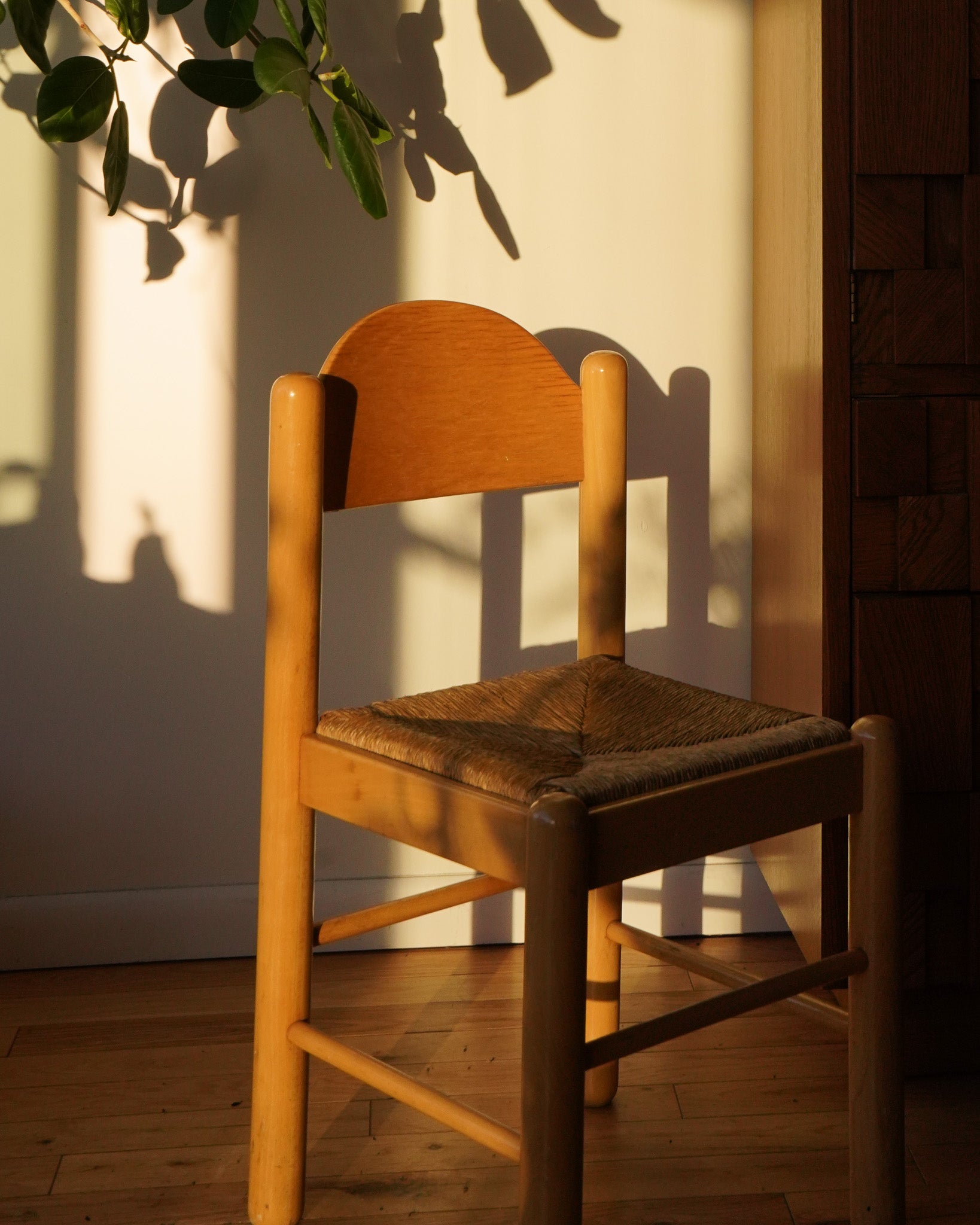 Hank Loewenstein Padova-style style rush dining chairs, made in Italy